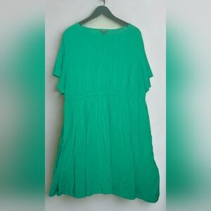 Torrid Green V-Neck Short Sleeve Dress – Size 3 (3X)